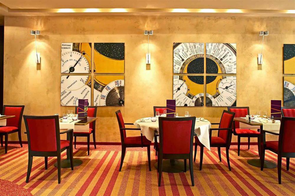 Mercure Besancon Parc Micaud Restaurant foto