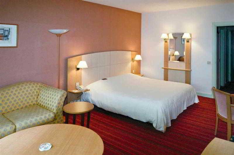 Mercure Besancon Parc Micaud Exterior foto